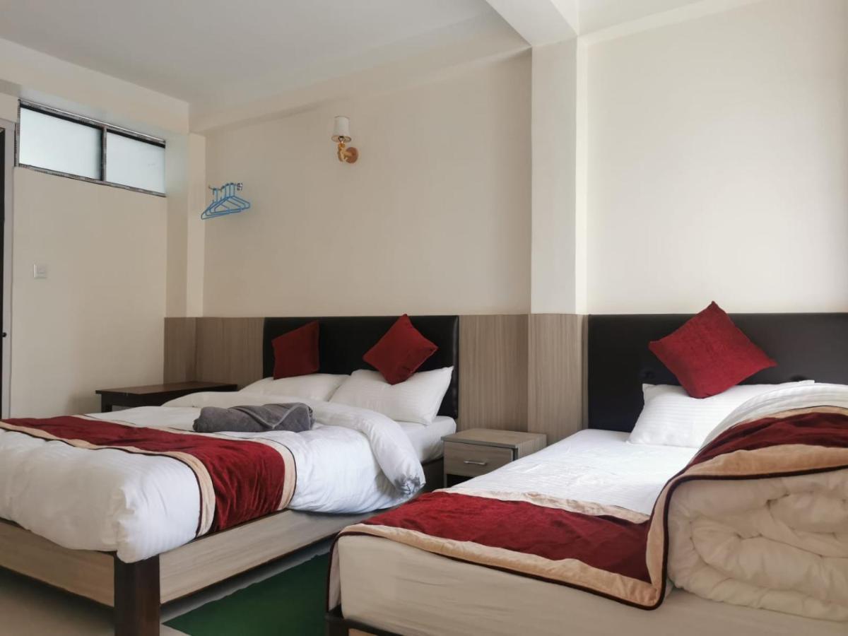 Om Bramha Hotel Kathmandu Exterior foto