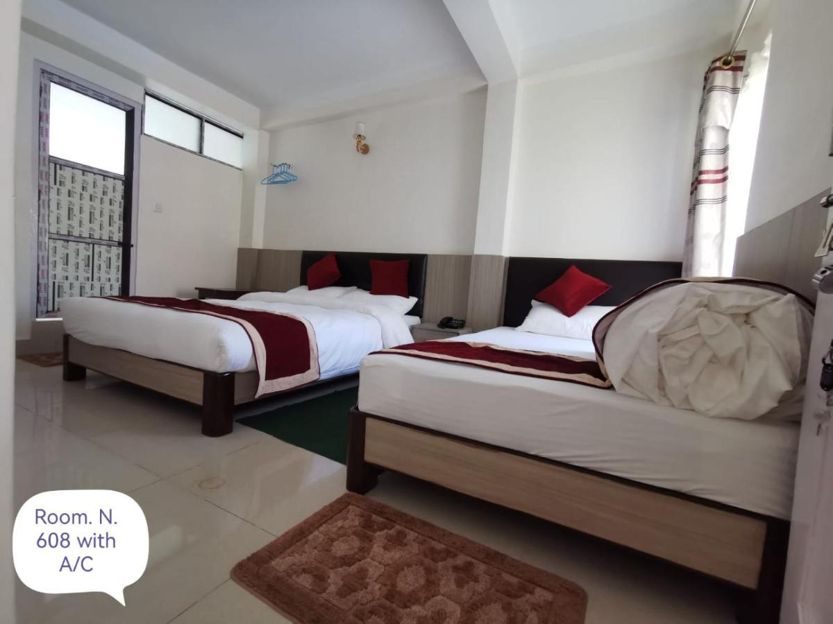 Om Bramha Hotel Kathmandu Exterior foto